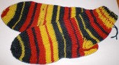 socken-rot-gelb-schwarz-25.jpg